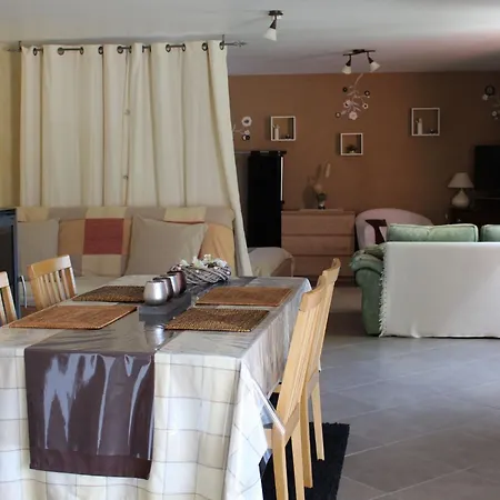 Ruhiges Mit Garten An Der Weinstrasse By Interhome *