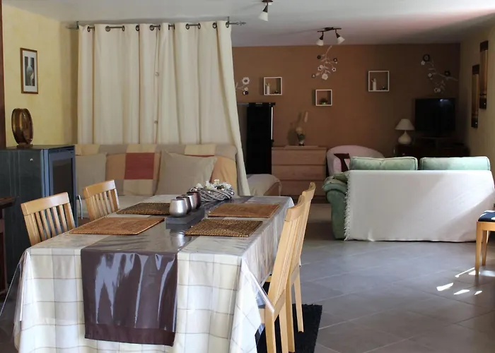 Ruhiges Mit Garten An Der Weinstrasse By Interhome *