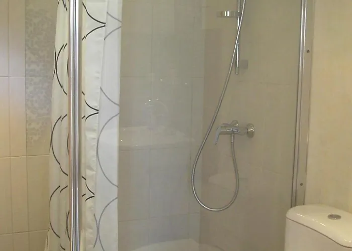 Holiday home Ruhiges Mit Garten An Der Weinstrasse By Interhome